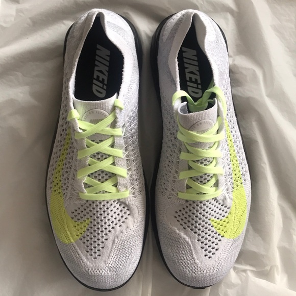 NWT Nike ID Custom Free RN Flyknit - Picture 5 of 8